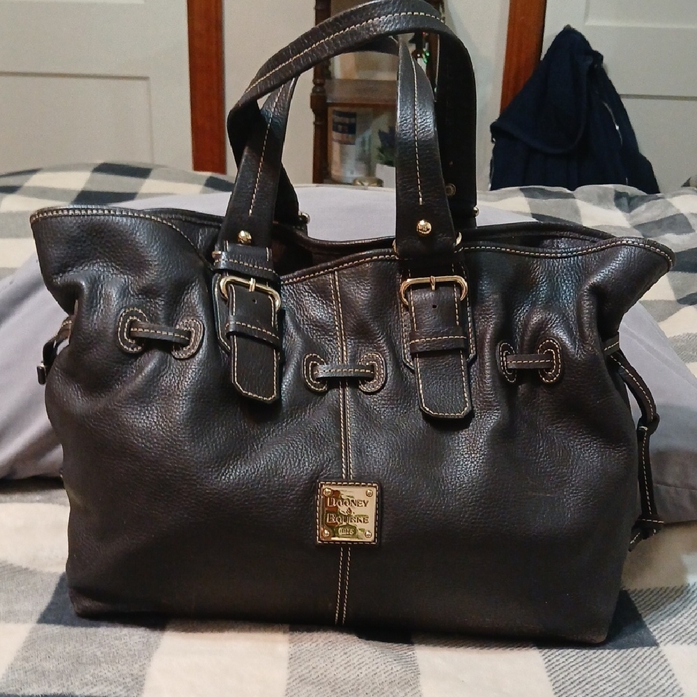 Dooney & Bourke